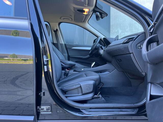 BMW X1 2.0 dA sDrive18 Leder/Navigatie-Pro/Carplay/PDC...