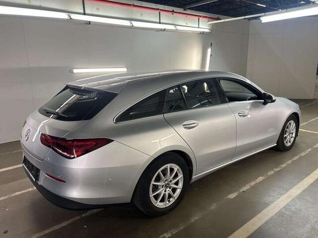 Mercedes-Benz CLA-Klasse 180 d ShootingBrake 7GTRONIC FULL LED-CRUISE-NAVI