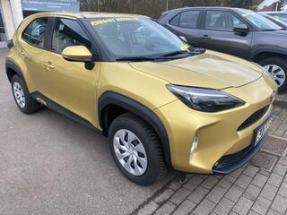 TOYOTA YARIS Hybrid FWD DYNAMIC AUTOMAAT MET 2JAAR GARANTIE