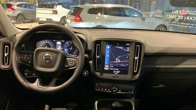 Volvo XC40 Essential, T2 automatic, Benzine + Navi + Park Assist + ....