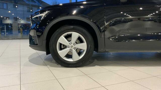 Volvo XC40 Essential, T2 automatic, Benzine + Navi + Park Assist + ....