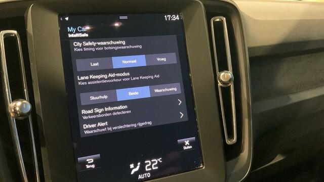 Volvo XC40 Essential, T2 automatic, Benzine + Navi + Park Assist + ....