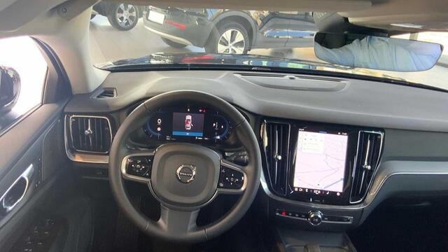 Volvo V60 II Plus, B4 Mild-Hybrid, Benzine Dark + Leder + Harman Kardon +Intellisafe surround