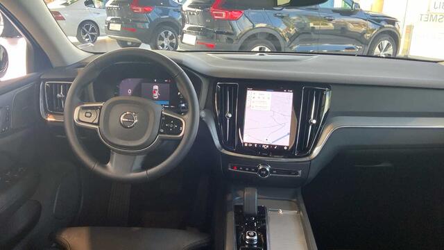 Volvo V60 II Plus, B4 Mild-Hybrid, Benzine Dark + Leder + Harman Kardon +Intellisafe surround