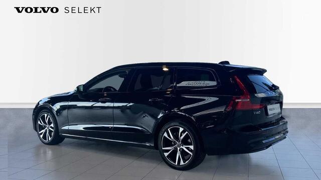Volvo V60 II Plus, B4 Mild-Hybrid, Benzine Dark + Leder + Harman Kardon +Intellisafe surround