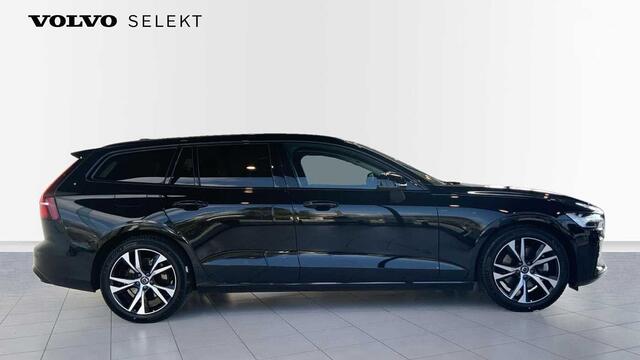 Volvo V60 II Plus, B4 Mild-Hybrid, Benzine Dark + Leder + Harman Kardon +Intellisafe surround