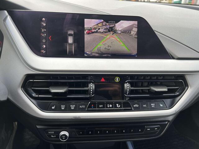 BMW 1-Serie 118 118iAbo�te autoNAVICAMERABTAndroidCarPlay