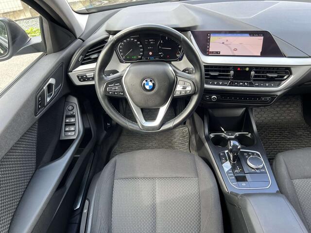 BMW 1-Serie 118 118iAbo�te autoNAVICAMERABTAndroidCarPlay