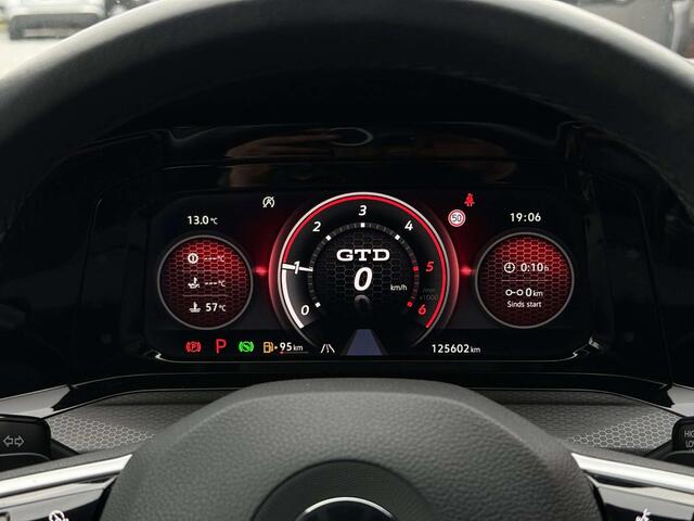 Volkswagen Golf GTD 2.0tdi/camera/carplay/IQlight/acc/200pk/sportzetel