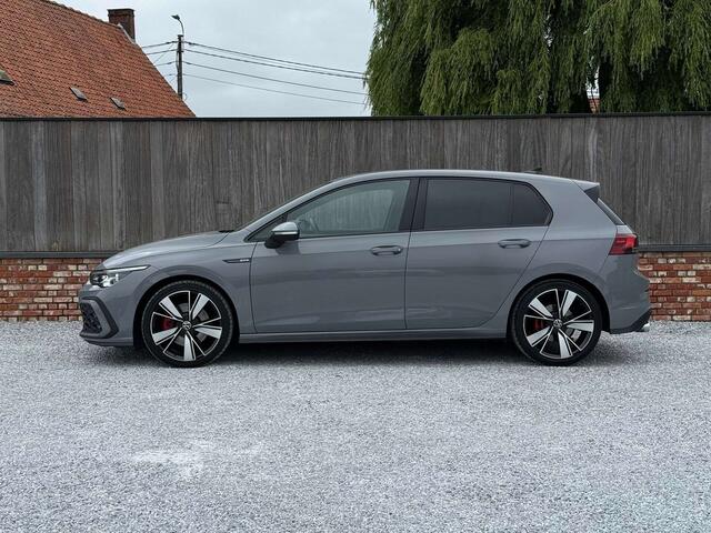 Volkswagen Golf GTD 2.0tdi/camera/carplay/IQlight/acc/200pk/sportzetel