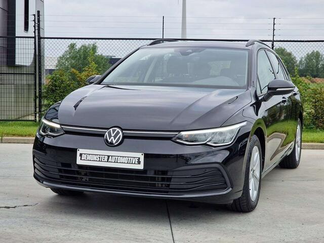 Volkswagen Golf 1.0 etsi/Carplay/Heated Seats/Camera/Navi/
