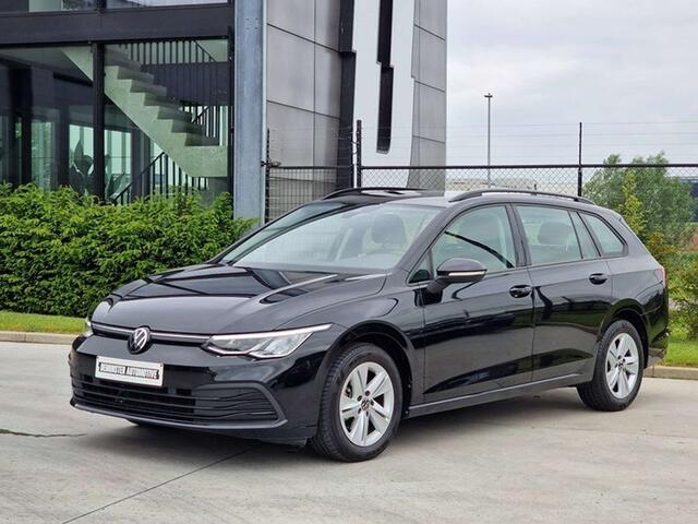 Volkswagen Golf 1.0 etsi/Carplay/Heated Seats/Camera/Navi/