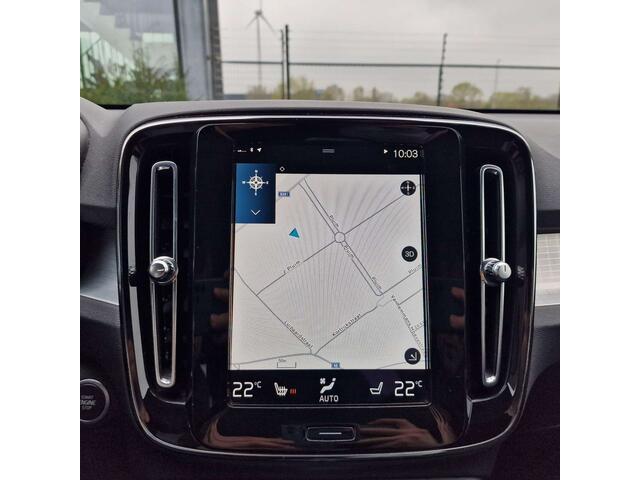 Volvo XC40 1.5 T4 PHEV/Carplay/Heated Seats/Camera/Navi