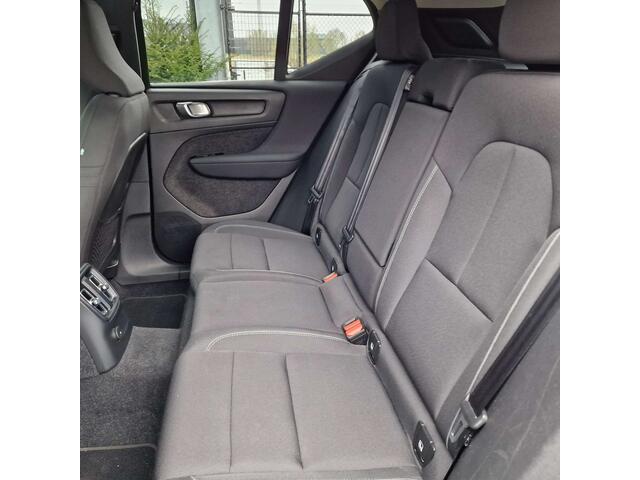 Volvo XC40 1.5 T4 PHEV/Carplay/Heated Seats/Camera/Navi