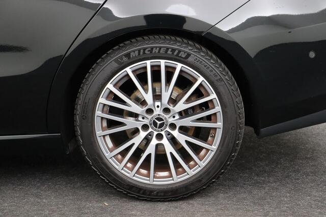 Mercedes-Benz CLA-Klasse 180 SHOOTING BRAKE DA SHOOTING BRAKE DA  + GPS + CAMERA + PDC + CRUISE + OPEN DAK + ALU 18