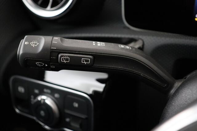 Mercedes-Benz CLA-Klasse 180 SHOOTING BRAKE DA SHOOTING BRAKE DA  + GPS + CAMERA + PDC + CRUISE + OPEN DAK + ALU 18