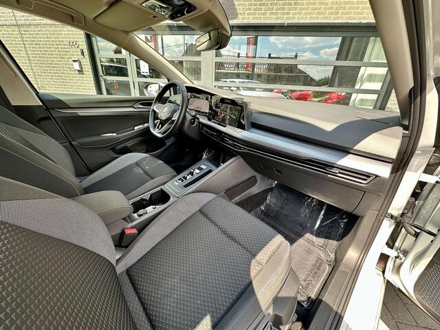 Volkswagen Golf 1.0 eTSI Active DSG MHybrid GPS APP LED