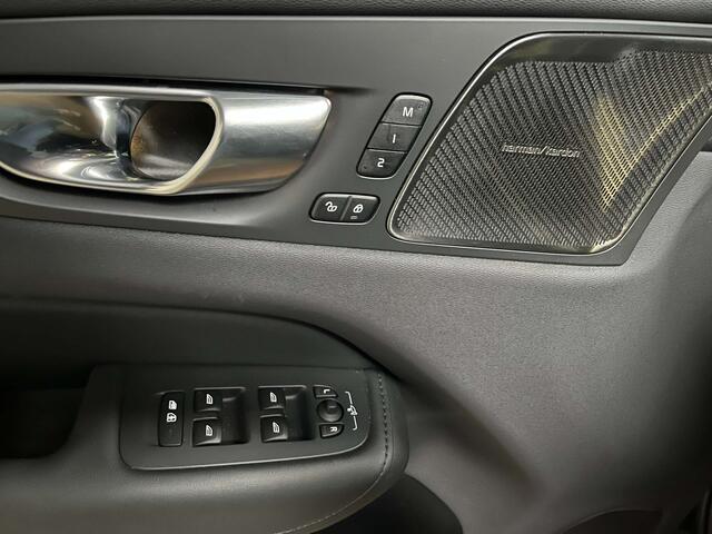 Volvo XC60 2.0 B4 MHEV Plus Dark Leder 21 360�Camera