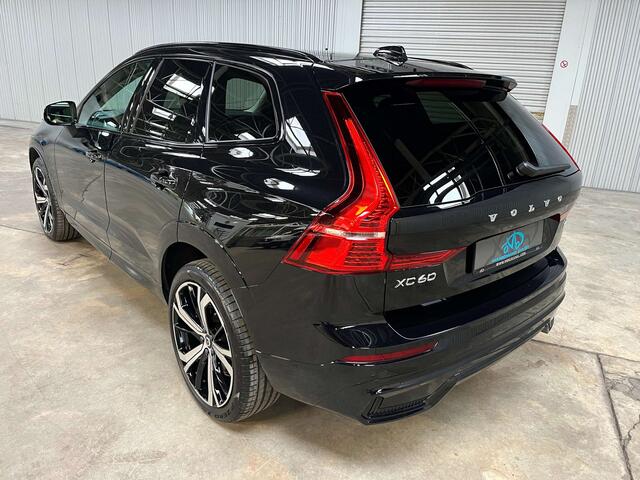 Volvo XC60 2.0 B4 MHEV Plus Dark Leder 21 360�Camera
