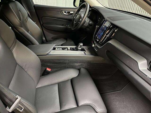Volvo XC60 2.0 B4 MHEV Plus Dark Leder 21 360�Camera