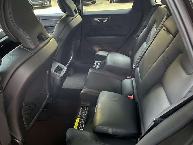 Volvo XC60 2.0 B4 MHEV Plus Dark Leder 21 360�Camera