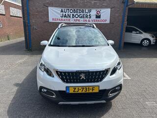 PEUGEOT 2008 1.2 PureTech Allure