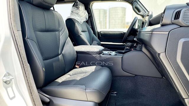 Toyota Land CRUISER Prado 2.8L DSL 4X4 FIRST EDITION AT EXPORT OUT OF EUROPE