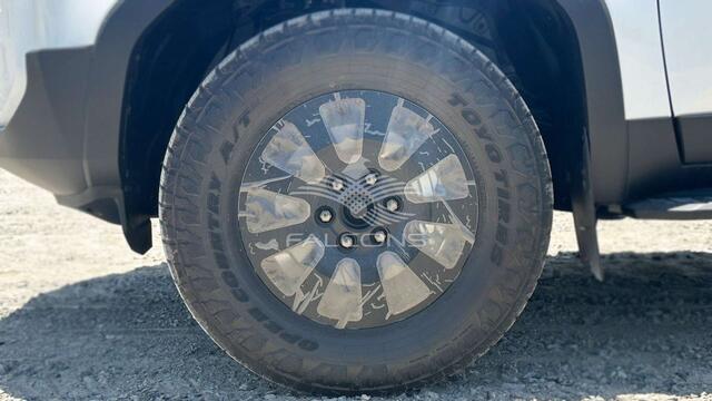 Toyota Land CRUISER Prado 2.8L DSL 4X4 FIRST EDITION AT EXPORT OUT OF EUROPE