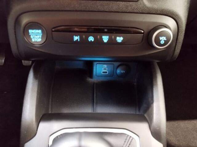 Ford Focus  Titanium - Clipper - Benzine 