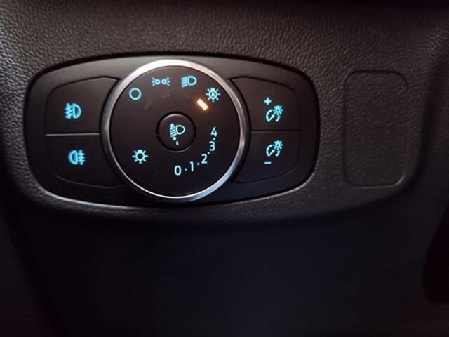 Ford Focus  Titanium - Clipper - Benzine 