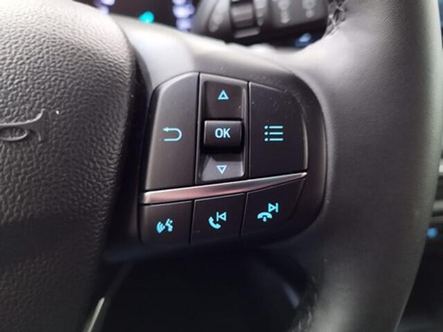 Ford Focus  Titanium - Clipper - Benzine 