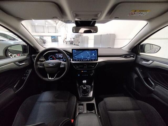 Ford Focus  Titanium - Clipper - Benzine 