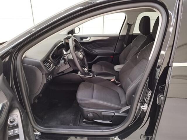 Ford Focus  Titanium - Clipper - Benzine 