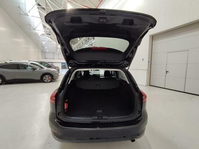 Ford Focus  Titanium - Clipper - Benzine 