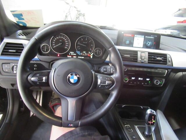 BMW 3-Serie 320 D M Sport Navi Pro LED Leder PDC Carplay Zetelver