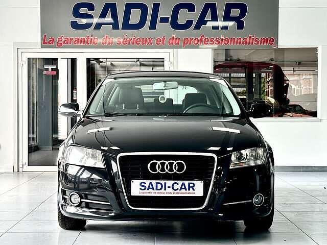 Audi A3 SPORTBACK 1.6 TDi 105cv - 5 PORTES
