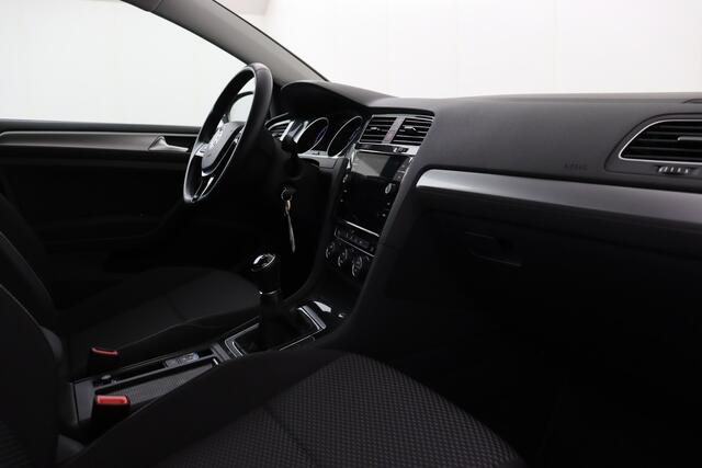 Volkswagen Golf VII TDI VII TDI + CARPLAY + GPS + CAMERA + PDC