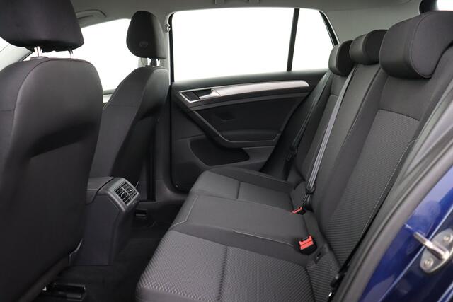 Volkswagen Golf VII TDI VII TDI + CARPLAY + GPS + CAMERA + PDC