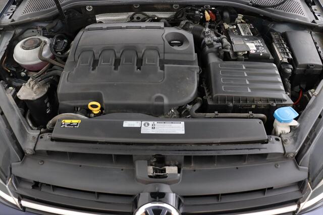 Volkswagen Golf VII TDI VII TDI + CARPLAY + GPS + CAMERA + PDC