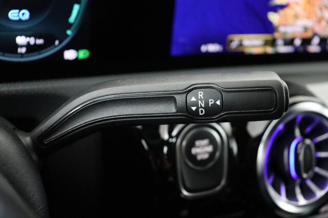 Mercedes-Benz CLA-Klasse 250 AMG-LINE SHOOTING BRAEK e-iA AMG-LINE SHOOTING BRAEK e-iA + CARPLAY + GPS + CAMERA + LEDER/ALCANTARA + PDC + CRUISE + ALU