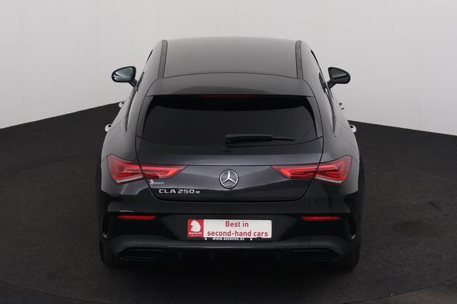 Mercedes-Benz CLA-Klasse 250 AMG-LINE SHOOTING BRAEK e-iA AMG-LINE SHOOTING BRAEK e-iA + CARPLAY + GPS + CAMERA + LEDER/ALCANTARA + PDC + CRUISE + ALU