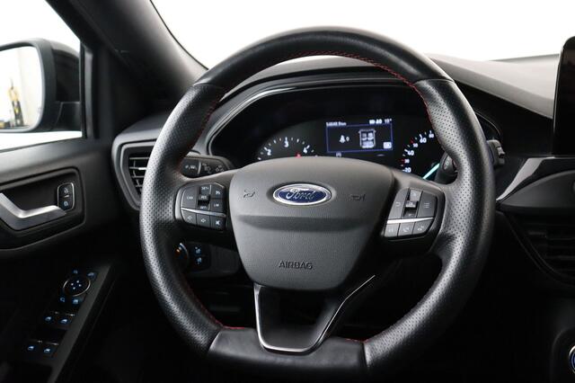 Ford Focus ST-LINE BUS 1.5 ECOBLUE ST-LINE BUS 1.5 ECOBLUE + GPS + CAMERA + PDC + CRUISE + ALU