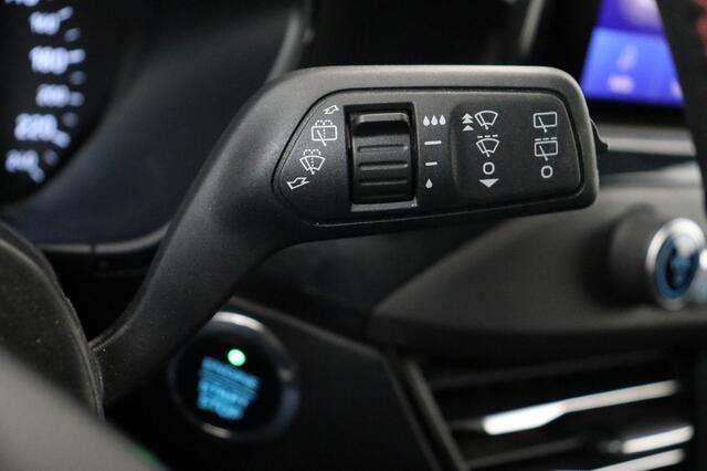 Ford Focus ST-LINE BUS 1.5 ECOBLUE ST-LINE BUS 1.5 ECOBLUE + GPS + CAMERA + PDC + CRUISE + ALU