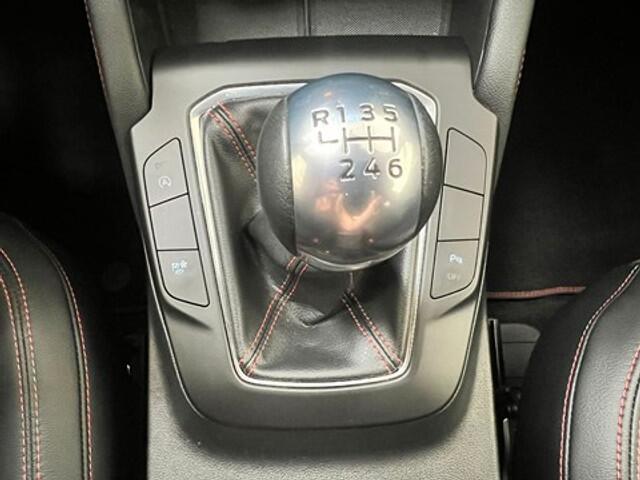 Ford Kuga  St line X - Ecoboost 150pk 