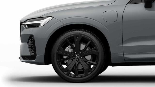 Volvo XC60 Black Edition Plus, T6 AWD Plug-in hybrid, Elektrisch/benzine