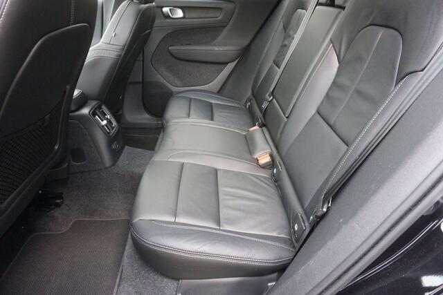 Volvo XC40 1.5 T5 PHEV R-Design Automaat-360c-Pano-Garantie