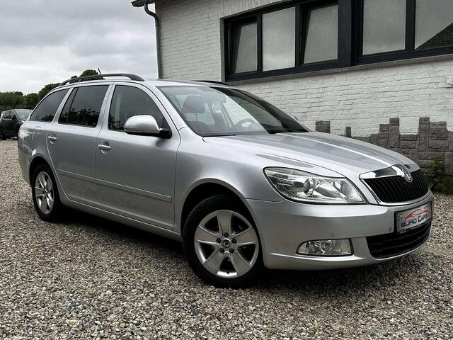 Skoda Octavia SW 1.6 CR TDi Ambition NAVI/SENSOR/CRUISE/BT MUSIC