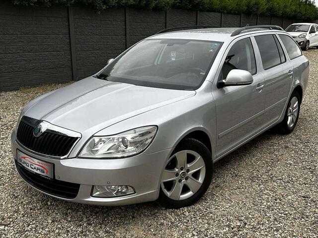 Skoda Octavia SW 1.6 CR TDi Ambition NAVI/SENSOR/CRUISE/BT MUSIC