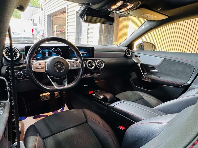 Mercedes-Benz CLA-Klasse 200 d  PACK AMG  GARANTIE 12 MOIS  1ER PROP 