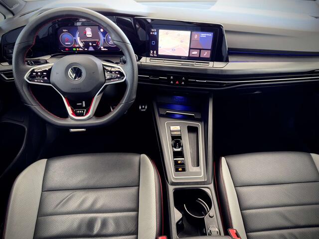 Volkswagen Golf 2.0TSI DSG CLUBSPORTHARMAN.KARDONCARPLAYCAMERA